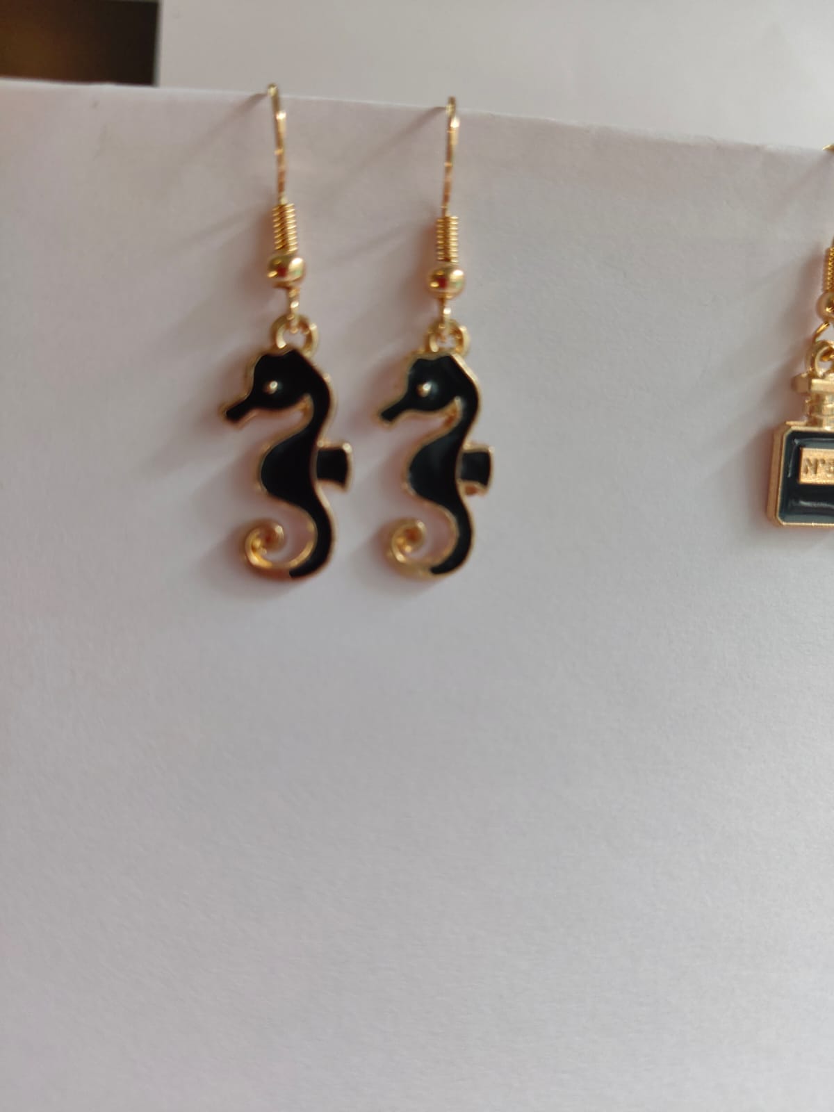 Merry Seahorse Earrings